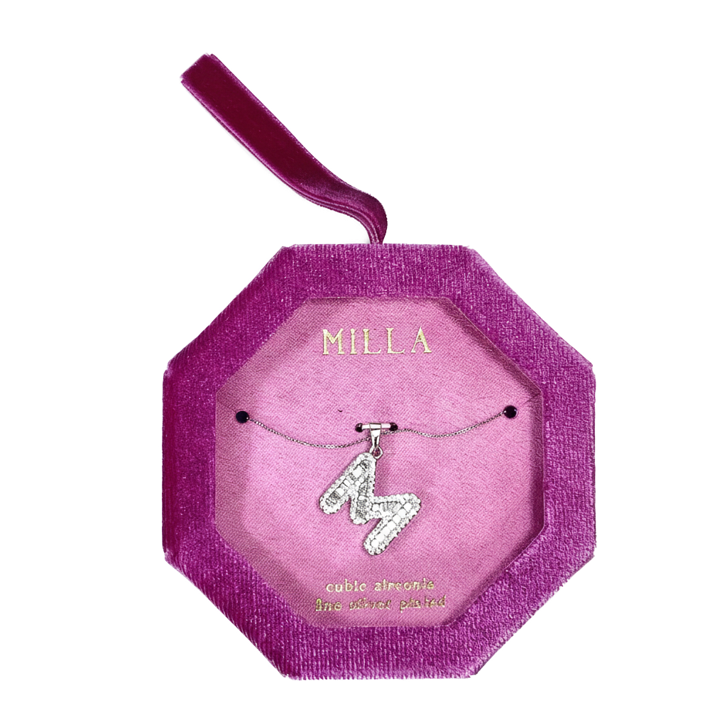 Milla Collar Plateado con Dije Letra M