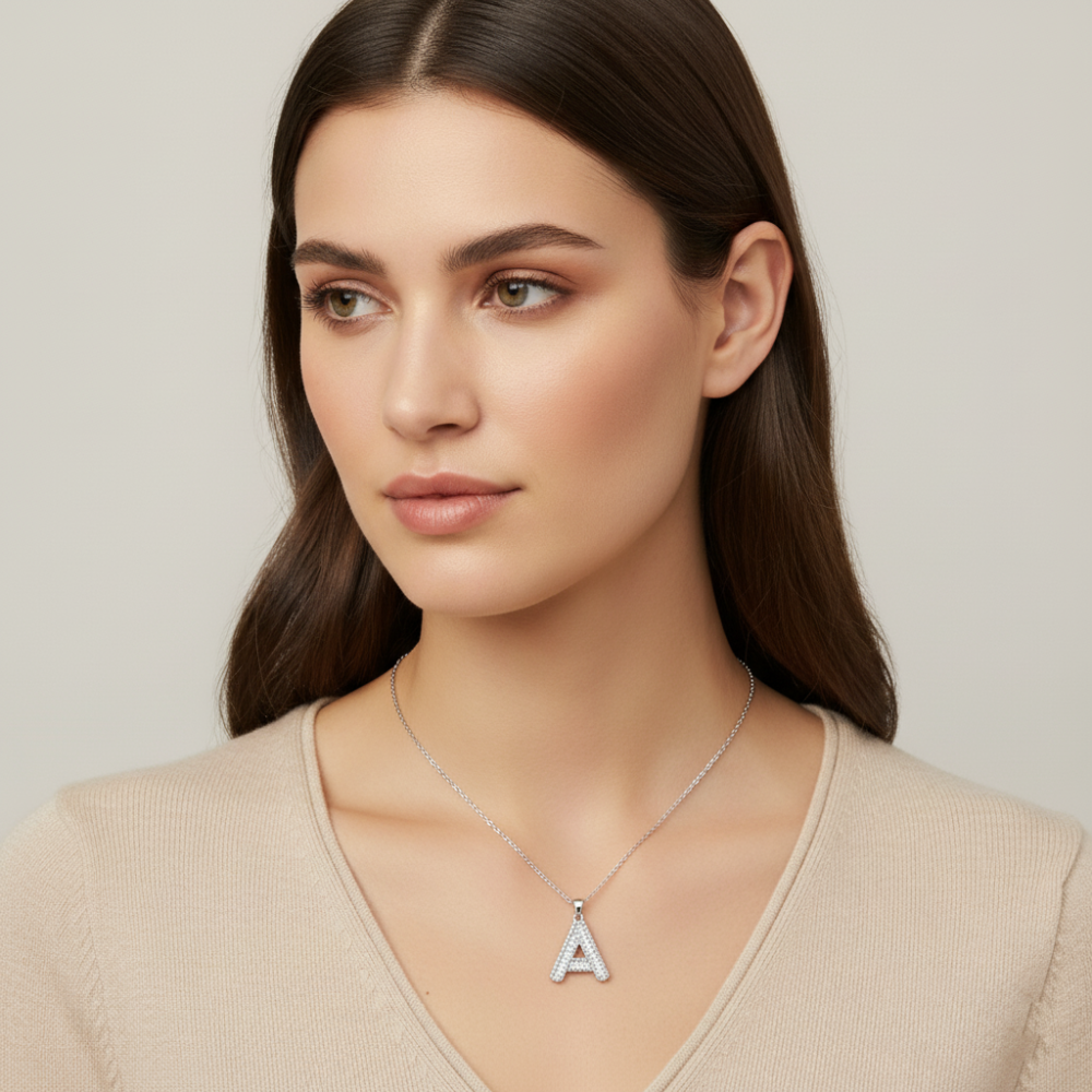 Milla Collar Plateado con Dije Letra A