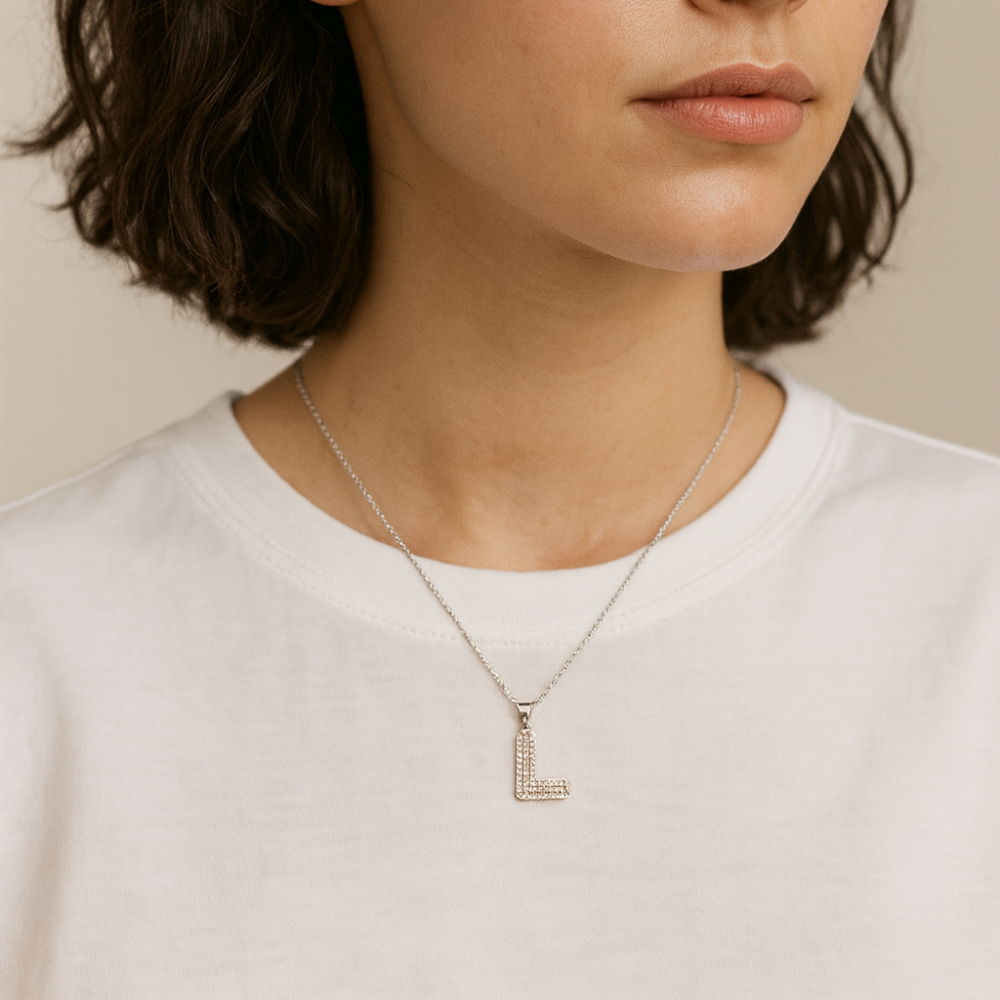 Milla Collar con Dije Letra L