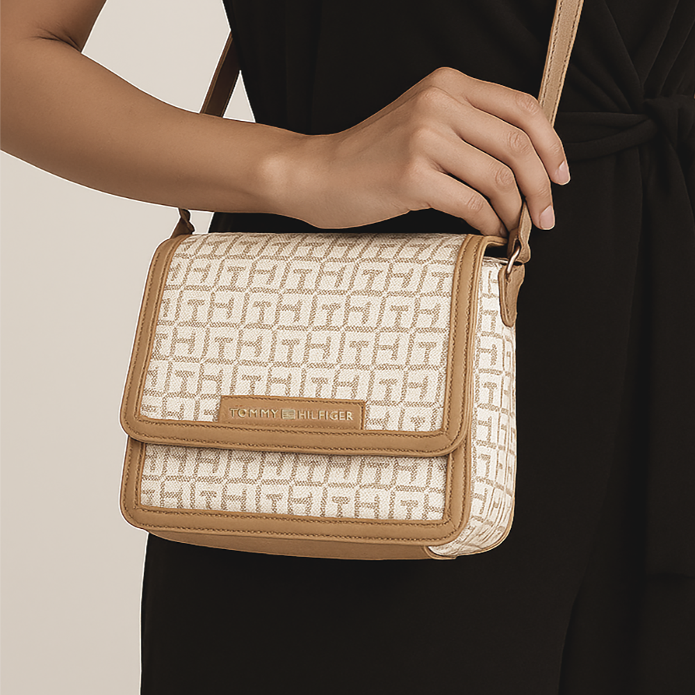 Tommy Hilfiger Cartera Monogram Light Brown