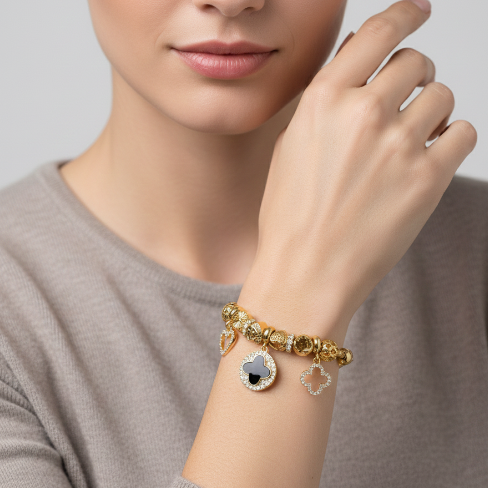 Adrienne Vittadini Pulsera Black Trebol & Zirconias Para Damas