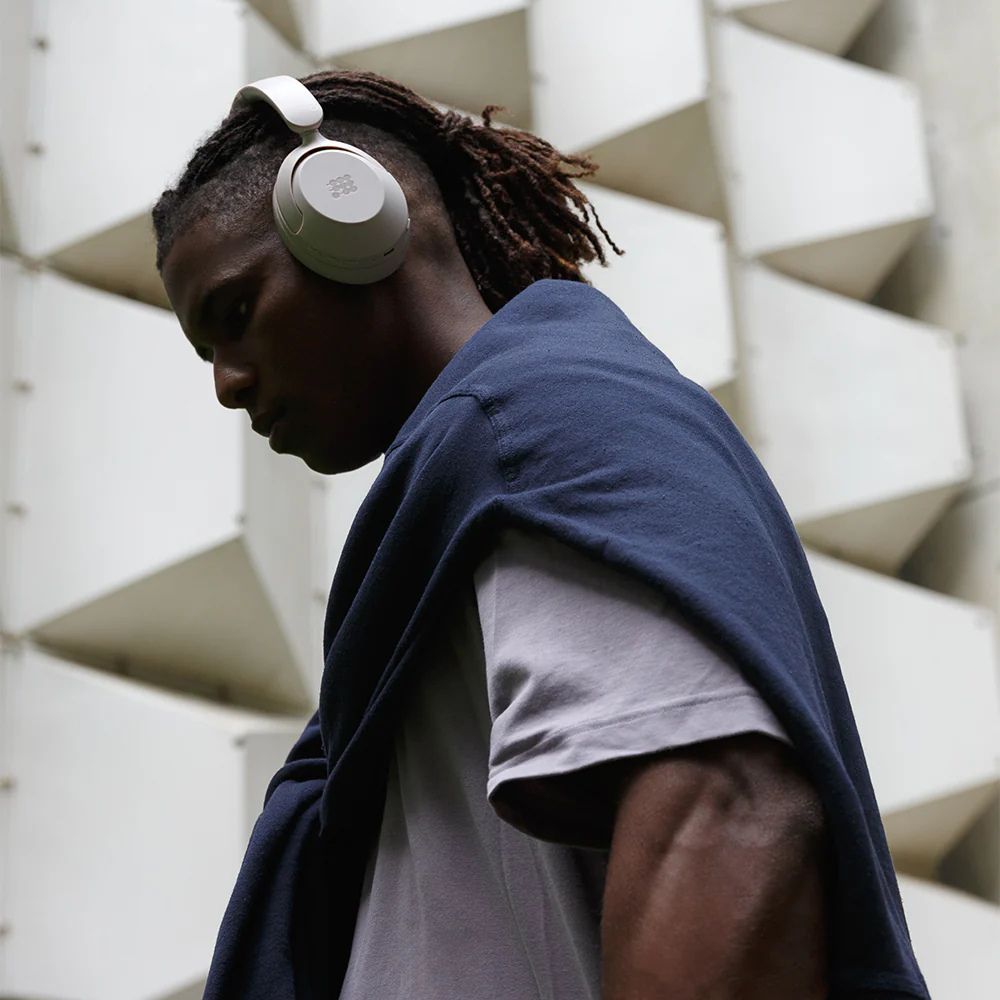 Cubitt Power Headphones – Cancelación de Ruido Híbrida y Sonido Inmersivo Snow White