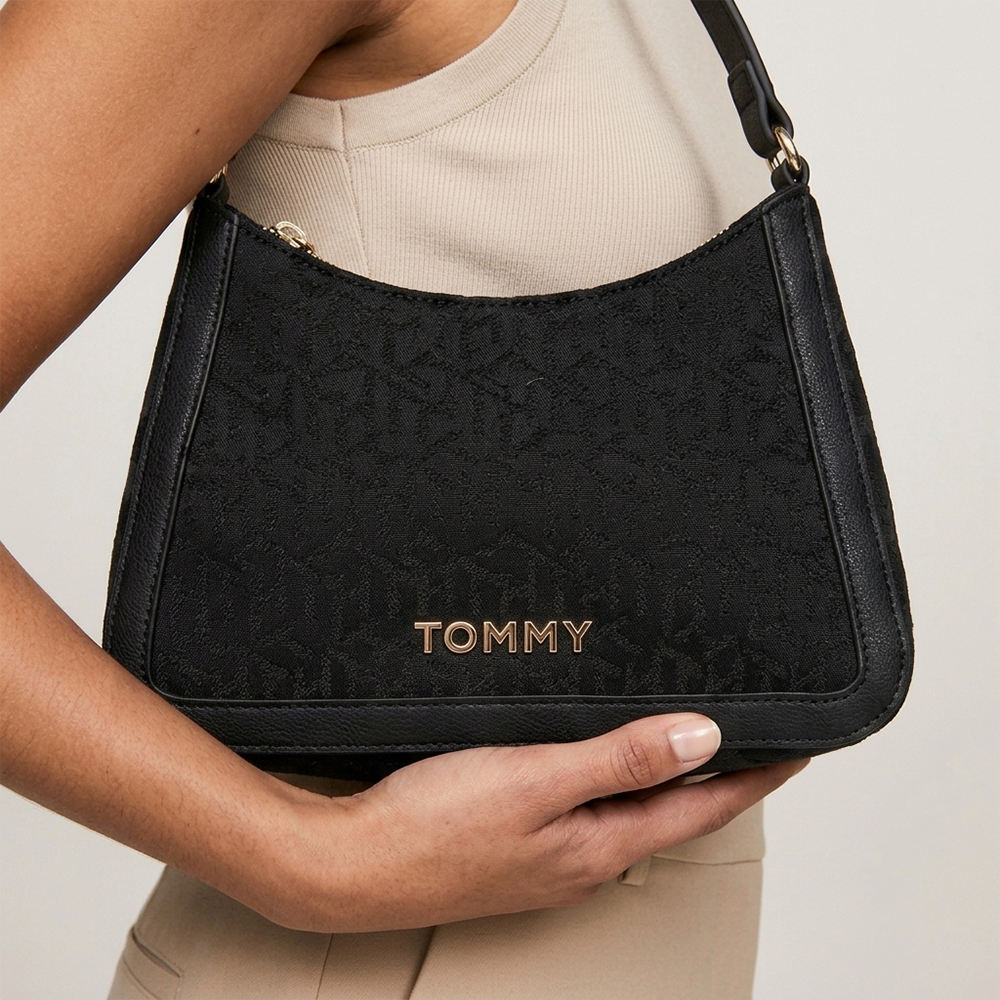 Tommy Hilfiger Cartera Handbag Monogram Black