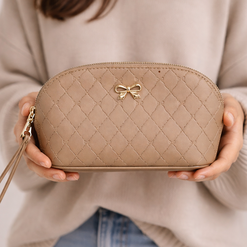 Blush Kiss Cosmetiquera Nude