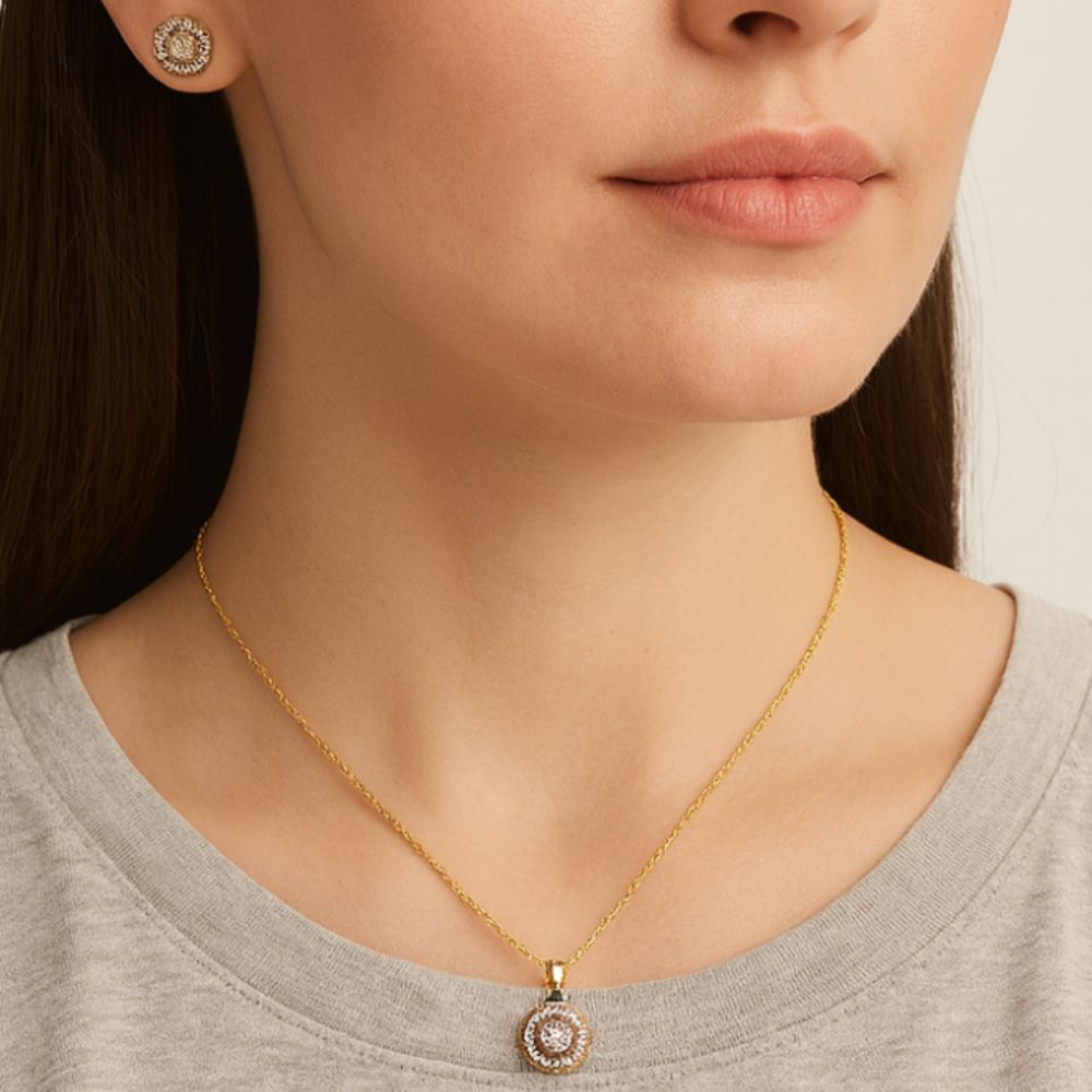 Adrienne Vittadini Set 3 Collares y Zarcillos