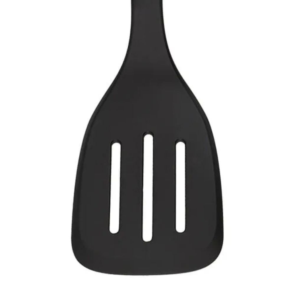 KitchenAid Espatula Ranurada Antiadherente Con Argolla Crema