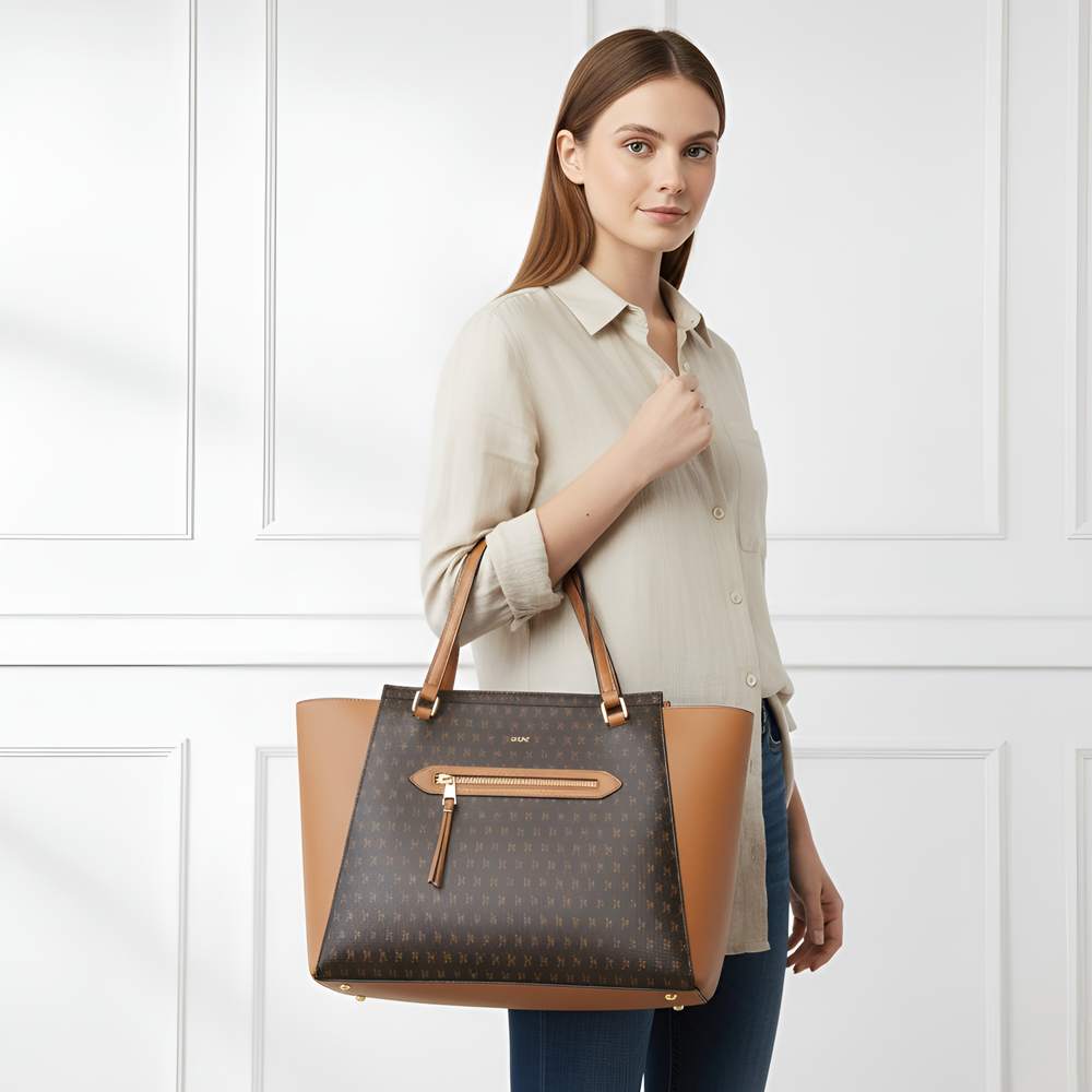 DKNY Cartera Chelsea Tote Logo Brown