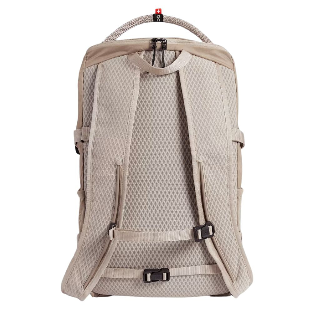 On Bolso Speed Pack 18L Unisex Color Sand