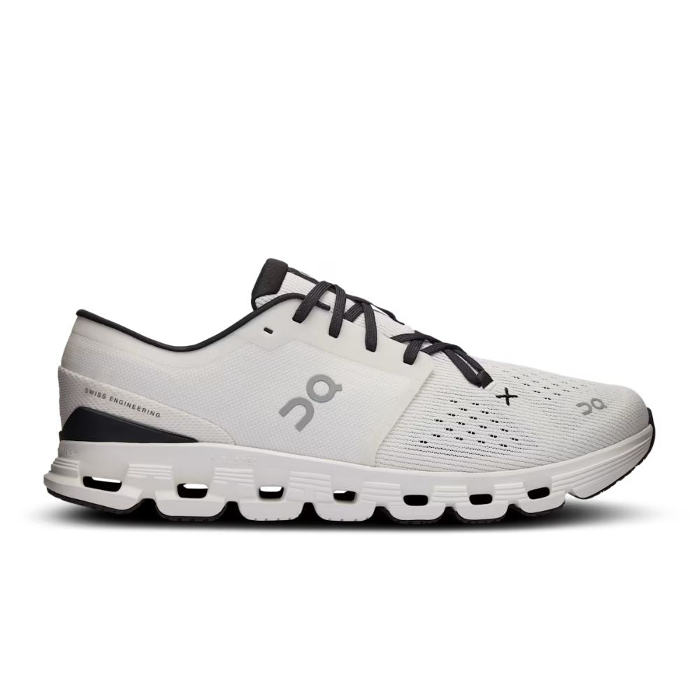 On Running Cloud X4 Ivory Black Para Caballeros