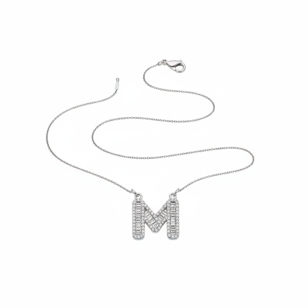 Milla Collar Plateado con Dije Letra M