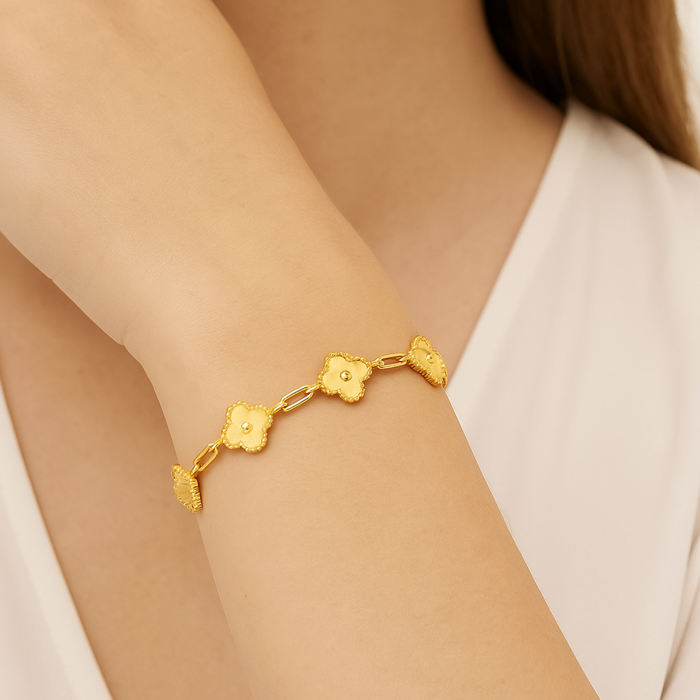 Parker & Grey Pulsera Con Dijes