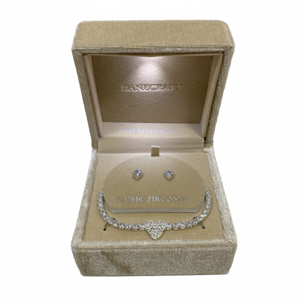 Danecraft Set De Gargantilla Y Zarcillos Corazon Cubic Zirconia