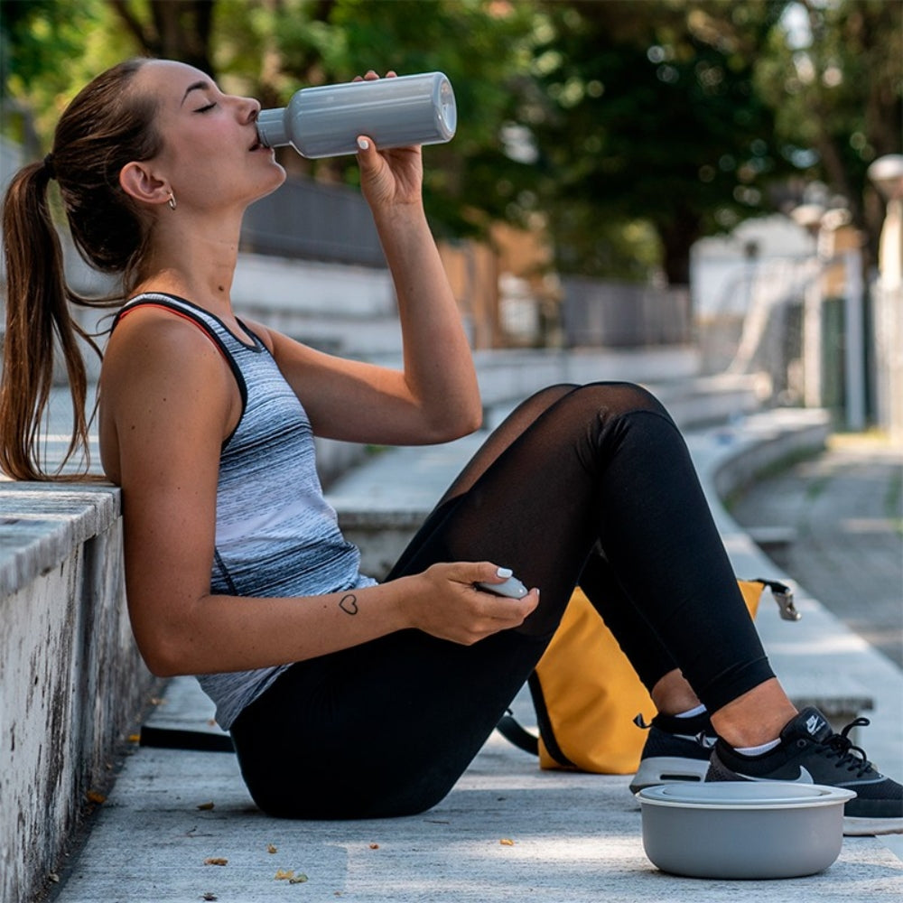 Guzzini  Re-Generation Botella de Agua 600ml Color Gris