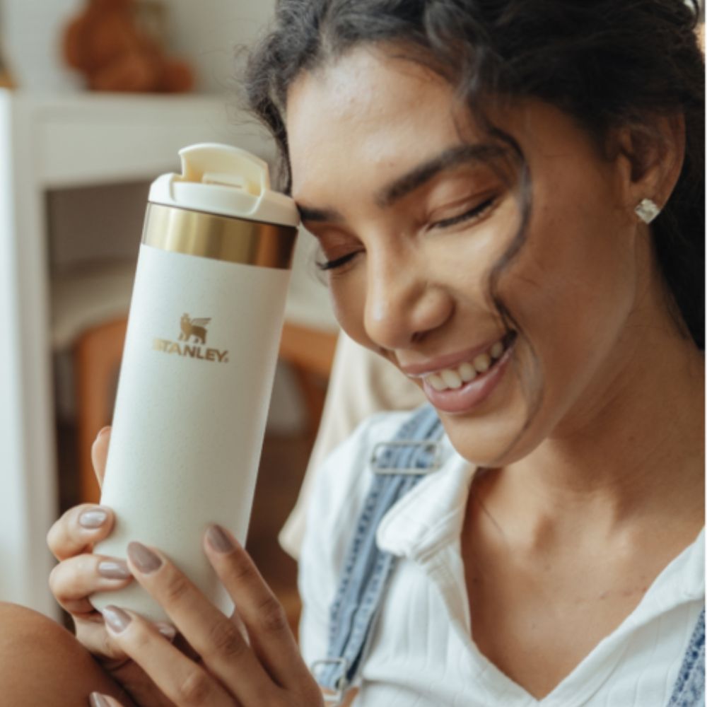 Stanley Transit Bottle The Aerolight Cream Moon 16oz