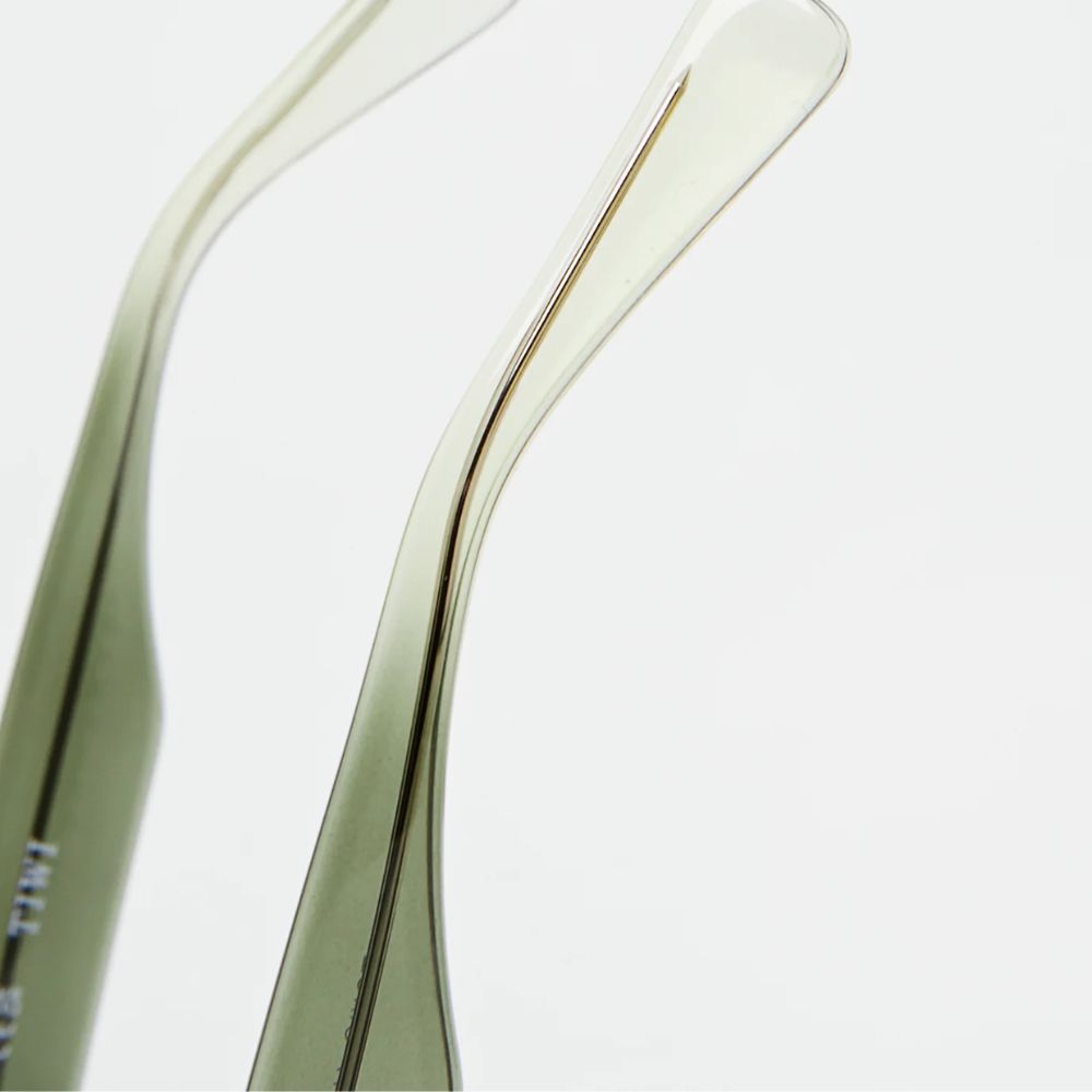Tiwi Tokio 611 Shiny Green Gradient