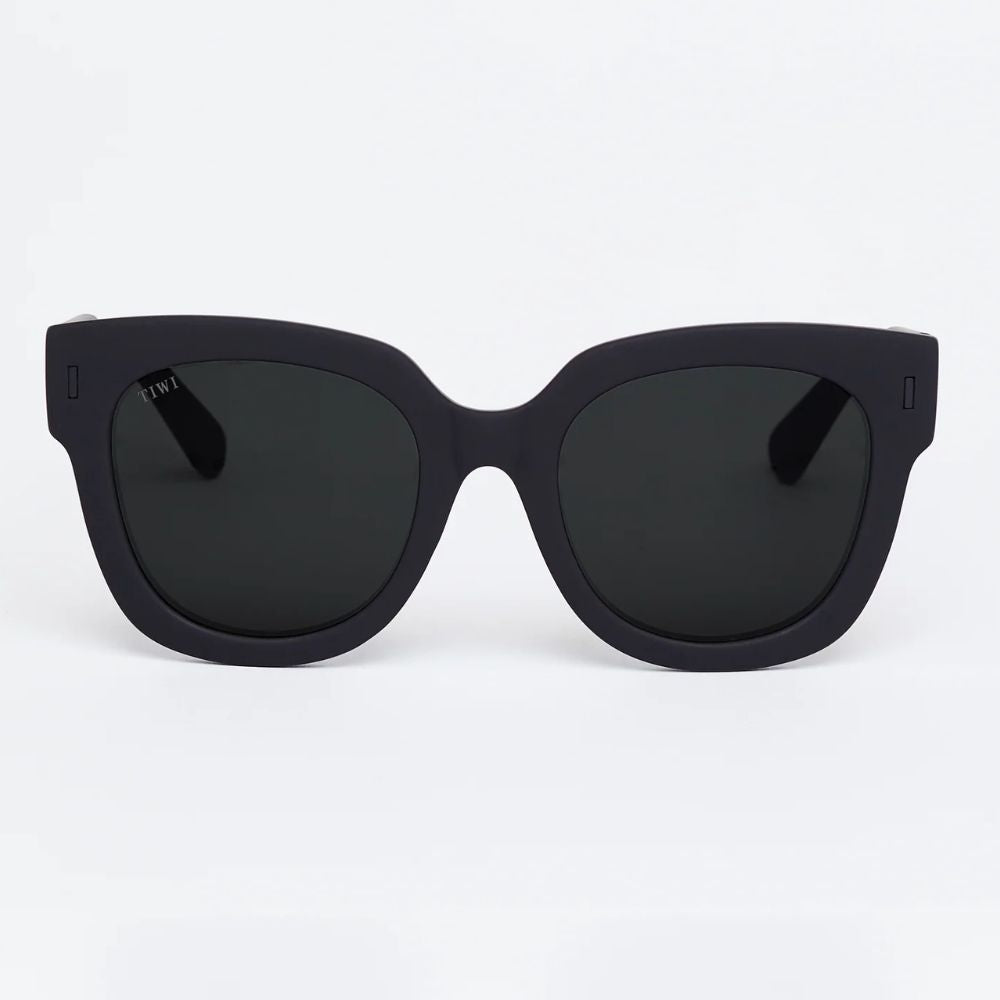 Tiwi Kerr 91 Total Black Edition
