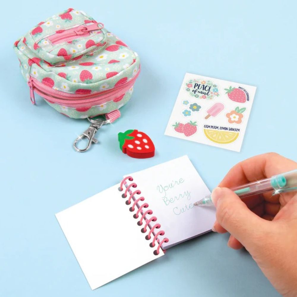 3C4G Mini Backpack With Stationery Fresa 8+ 5Pzs