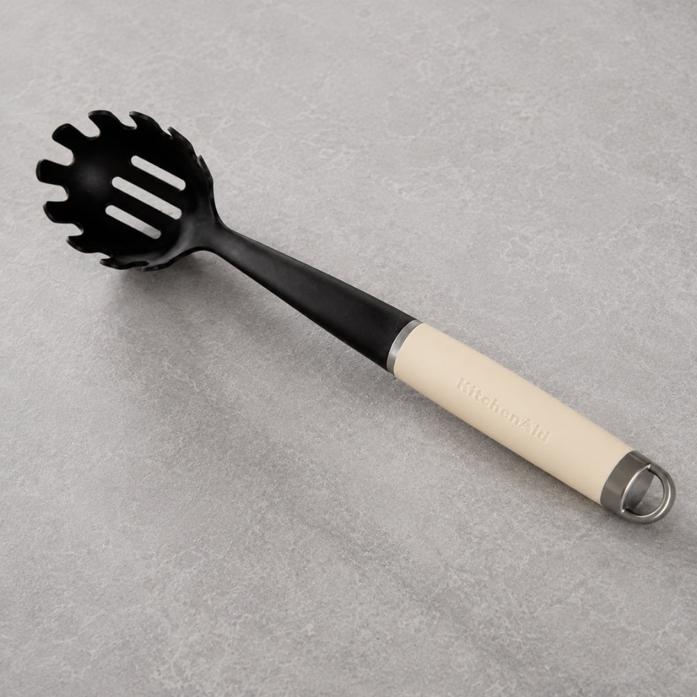 KitchenAid Servidor Para Pasta Antiadherente Color: Crema