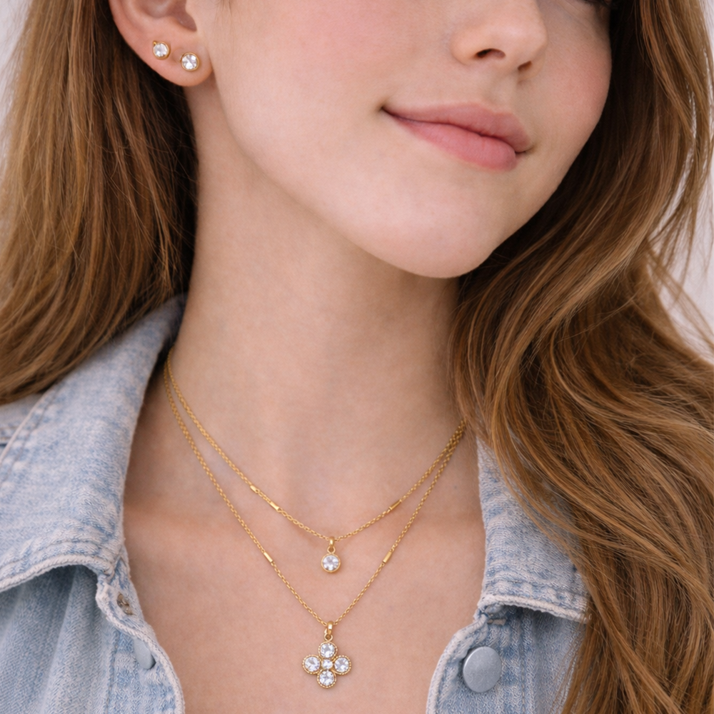 Aeropostale Set De Collar y Zarcillos Cubic Zirconia