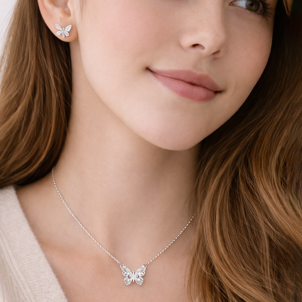Aeropostale Set De Collar y Zarcillos Mariposa