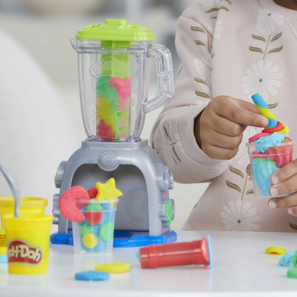 Play-Doh Kitchen Creations Licuadora De Batidos Coloridos 198gr 3+