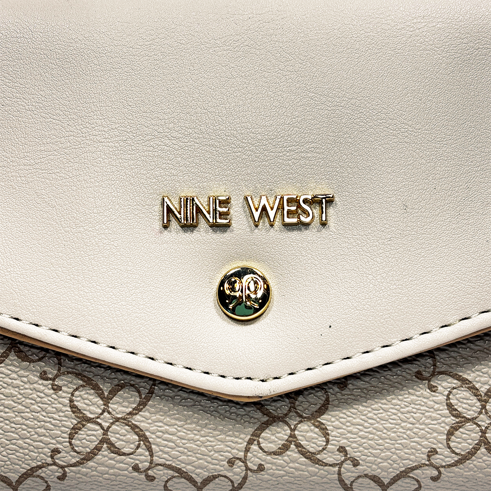 Nine West Monedero Milk