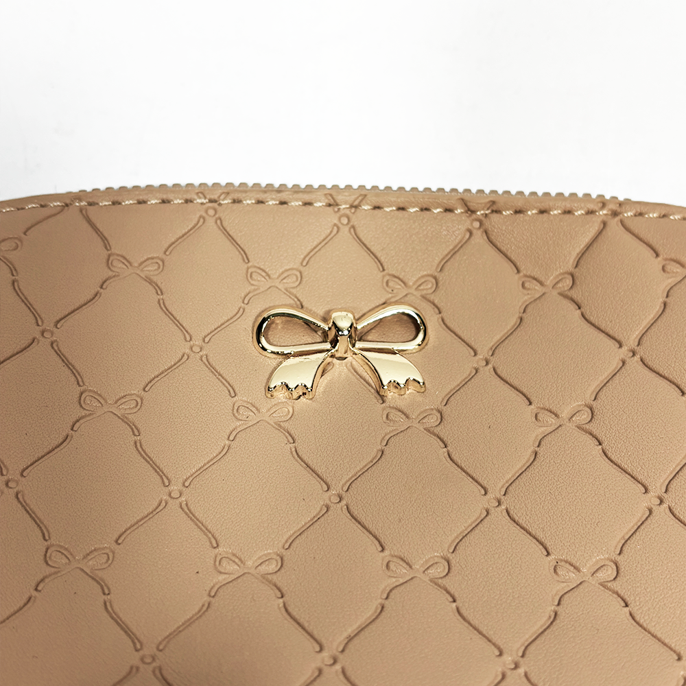 Blush Kiss Cosmetiquera Nude