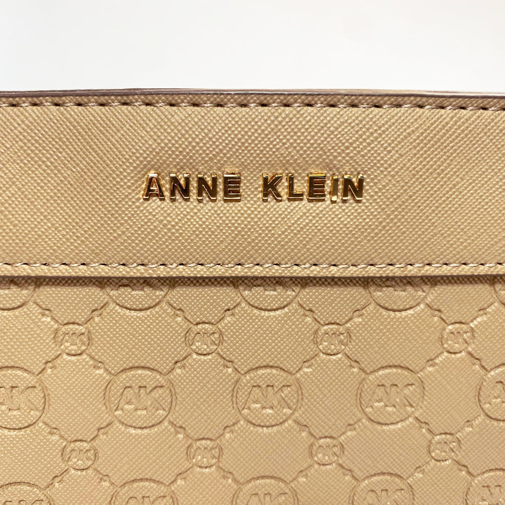 Anne Klein Cartera Embossed Pochette Truffle