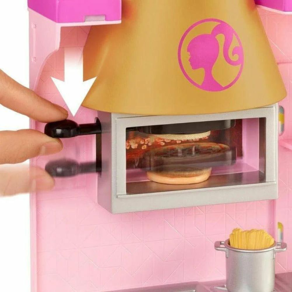 Barbie Cook 'n Grill Restaurant 3+