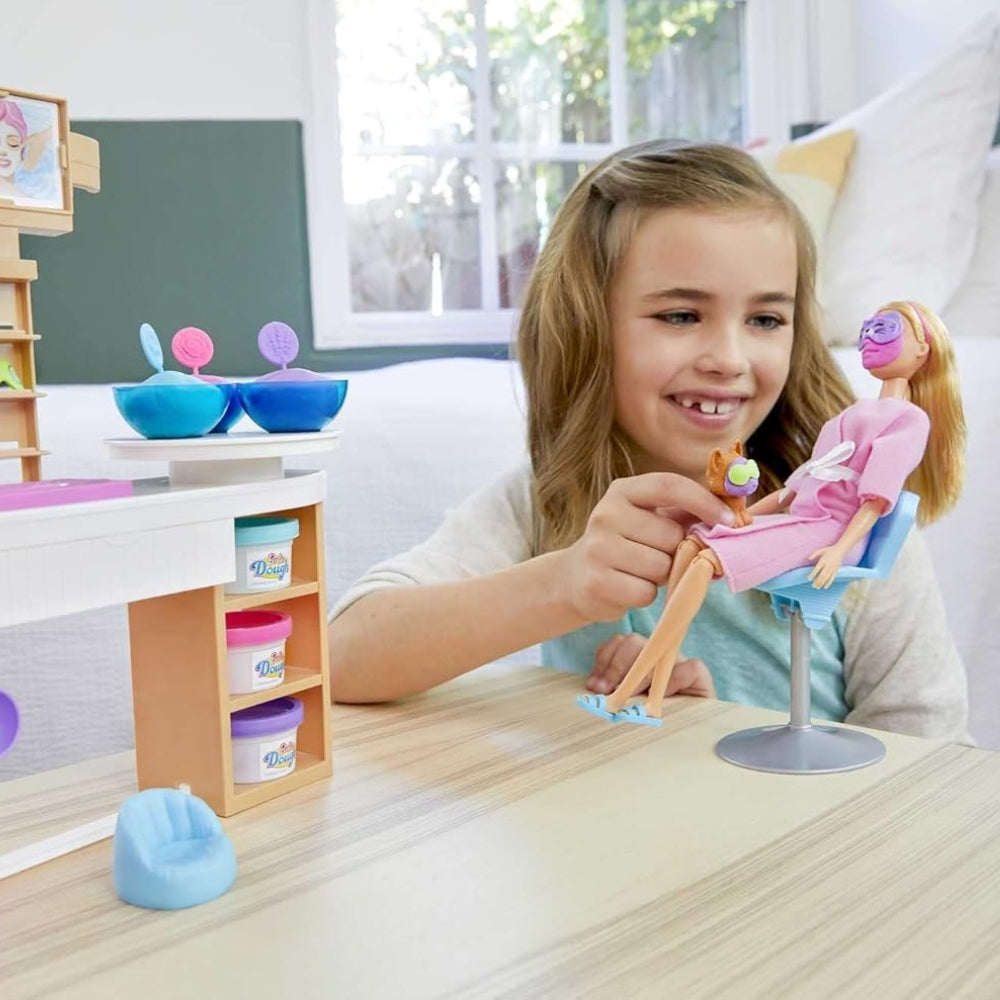 Barbie Spa de Lujo Muñeca y set de Juegos 4+