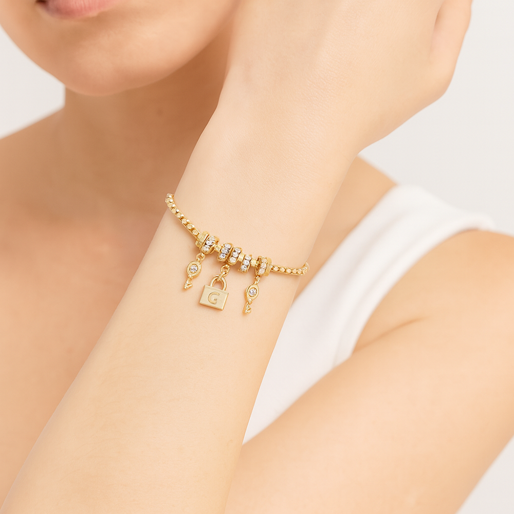 Guess Set De Pulsera Y Zarcillos