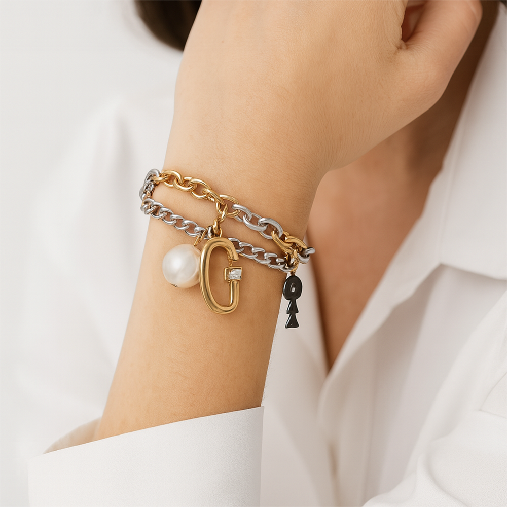 Guess Set De Pulsera Y Zarcillos