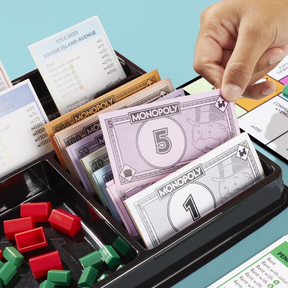 Hasbro Juego De Mesa Monopoly Clásico 8+