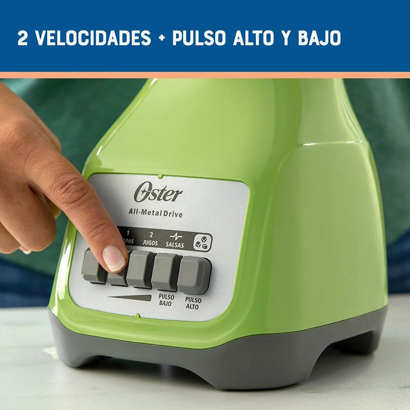 Oster®  Licuadora 2 velocidades más Pulso y Vaso de Vidrio
