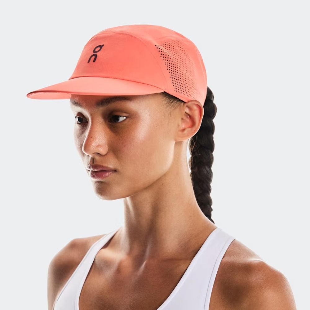 On Gorra Performance Cap Unisex Color Salmón Talla U
