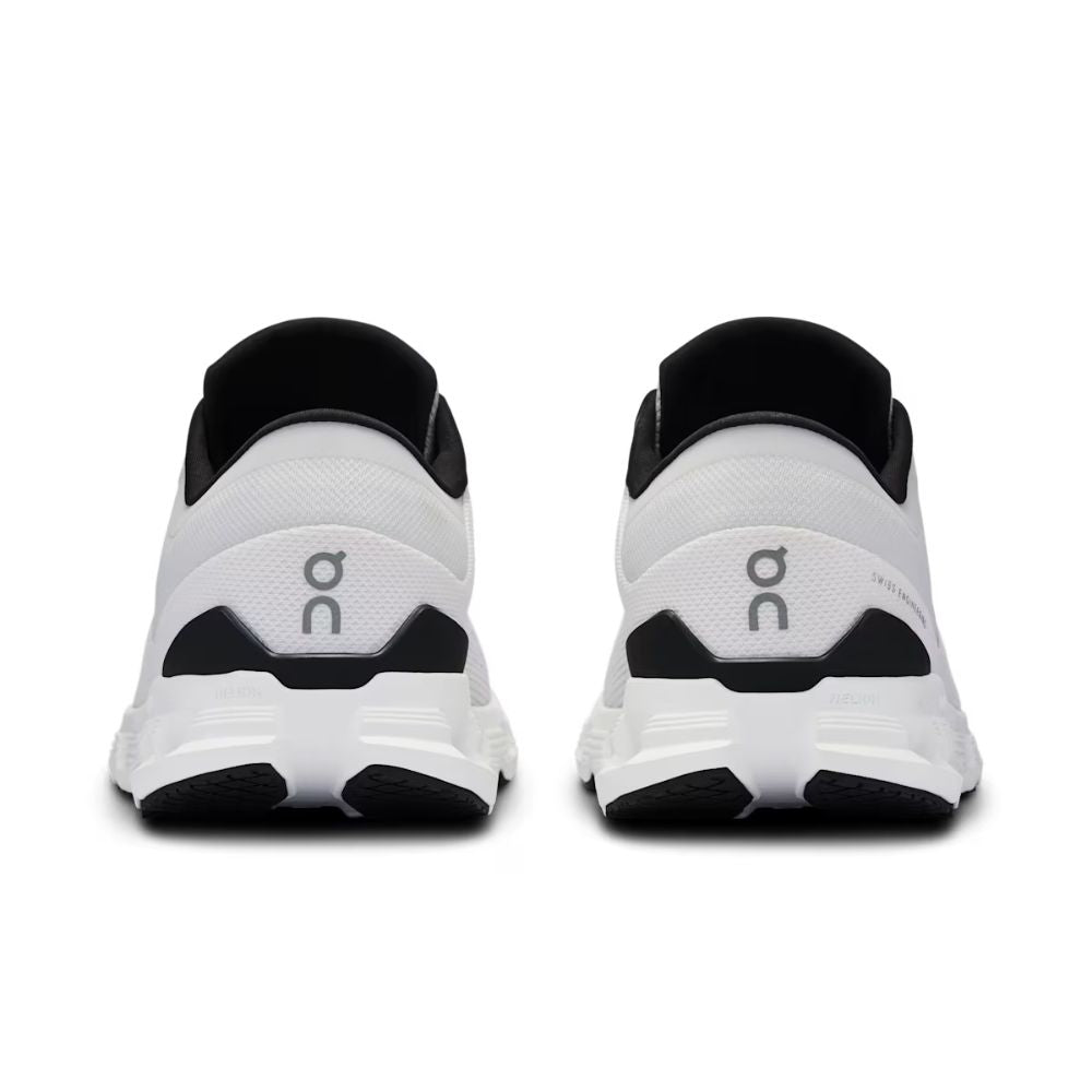 On Running Cloud X4 Ivory Black Para Caballeros