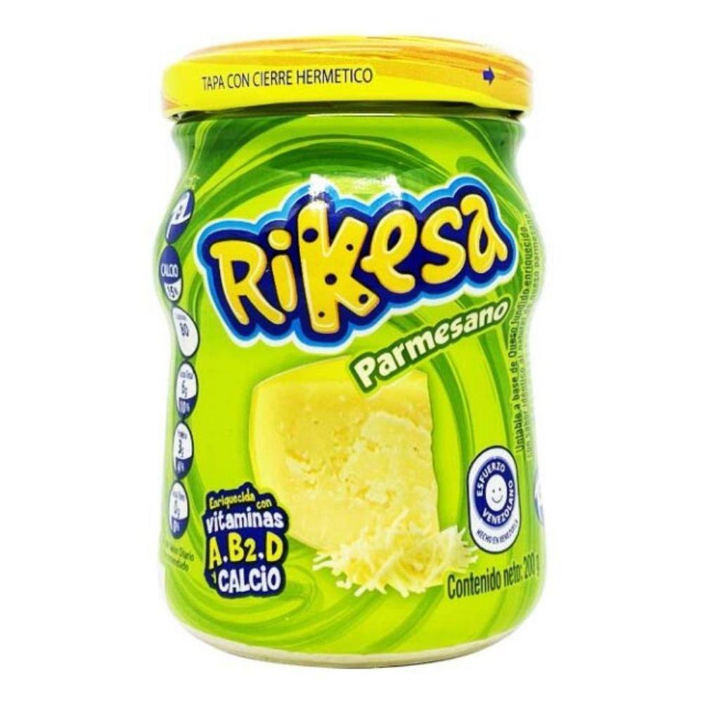 Queso Untable Rikesa A Base De Queso Fundido Sabor Parmesano 200gr