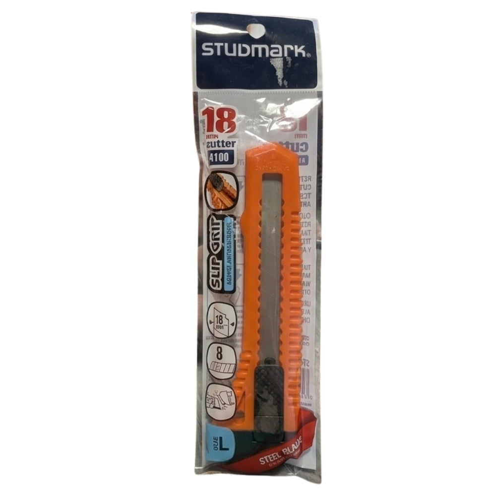 Studmark Exacto Plastico 18mm Tamaño L
