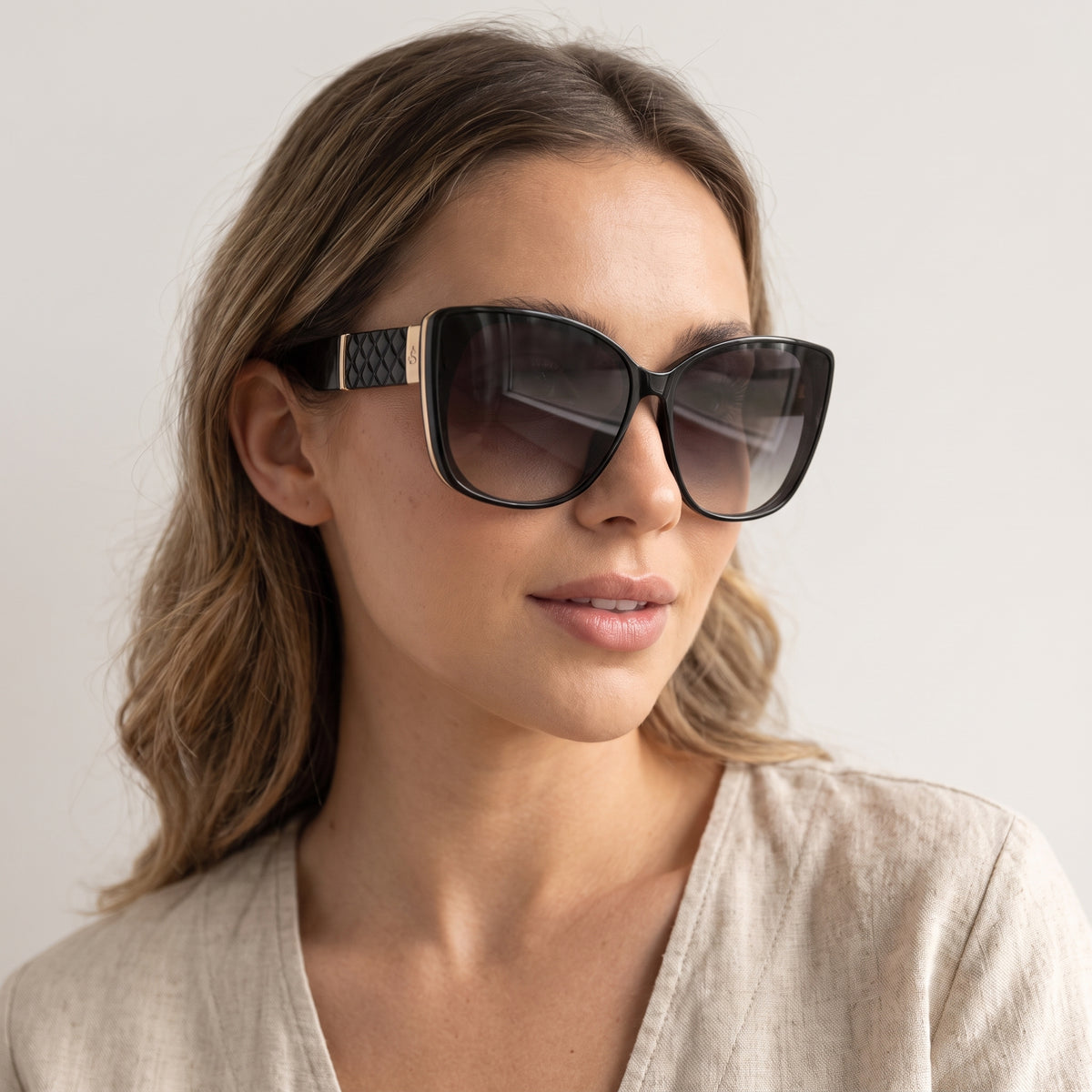 Jessica Simpsons Lentes De Sol Black
