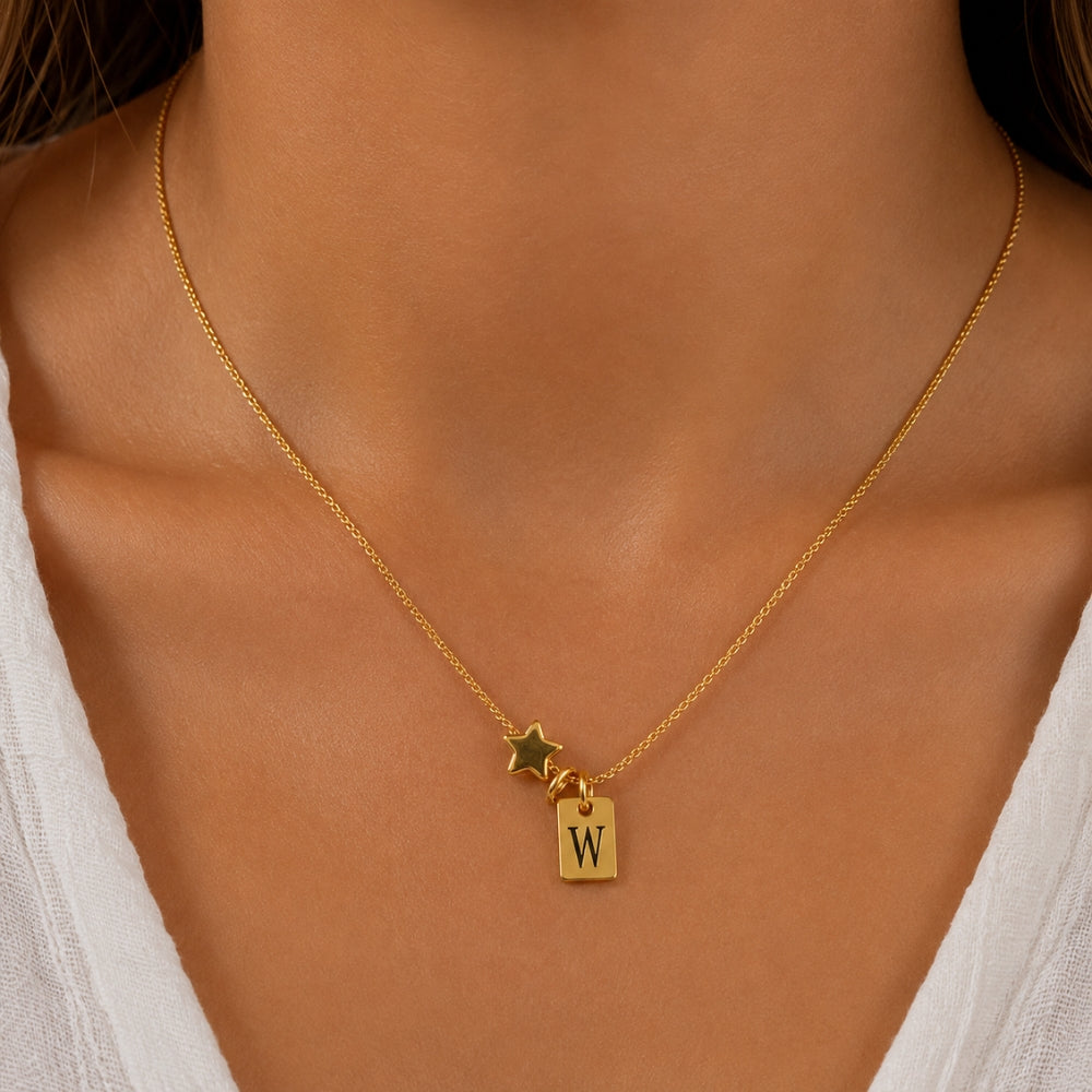 H&Co Collar de Cadena Plaquita Inicial W