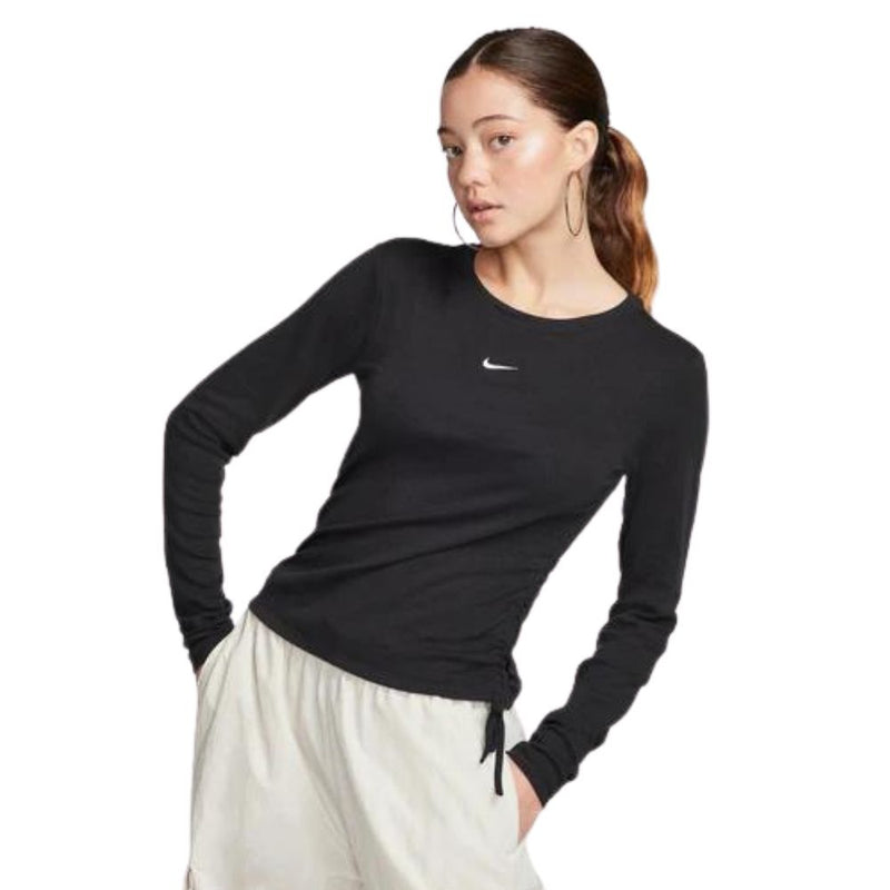 Nike T-Shirt  Para Damas Tight-Fit Color Negro