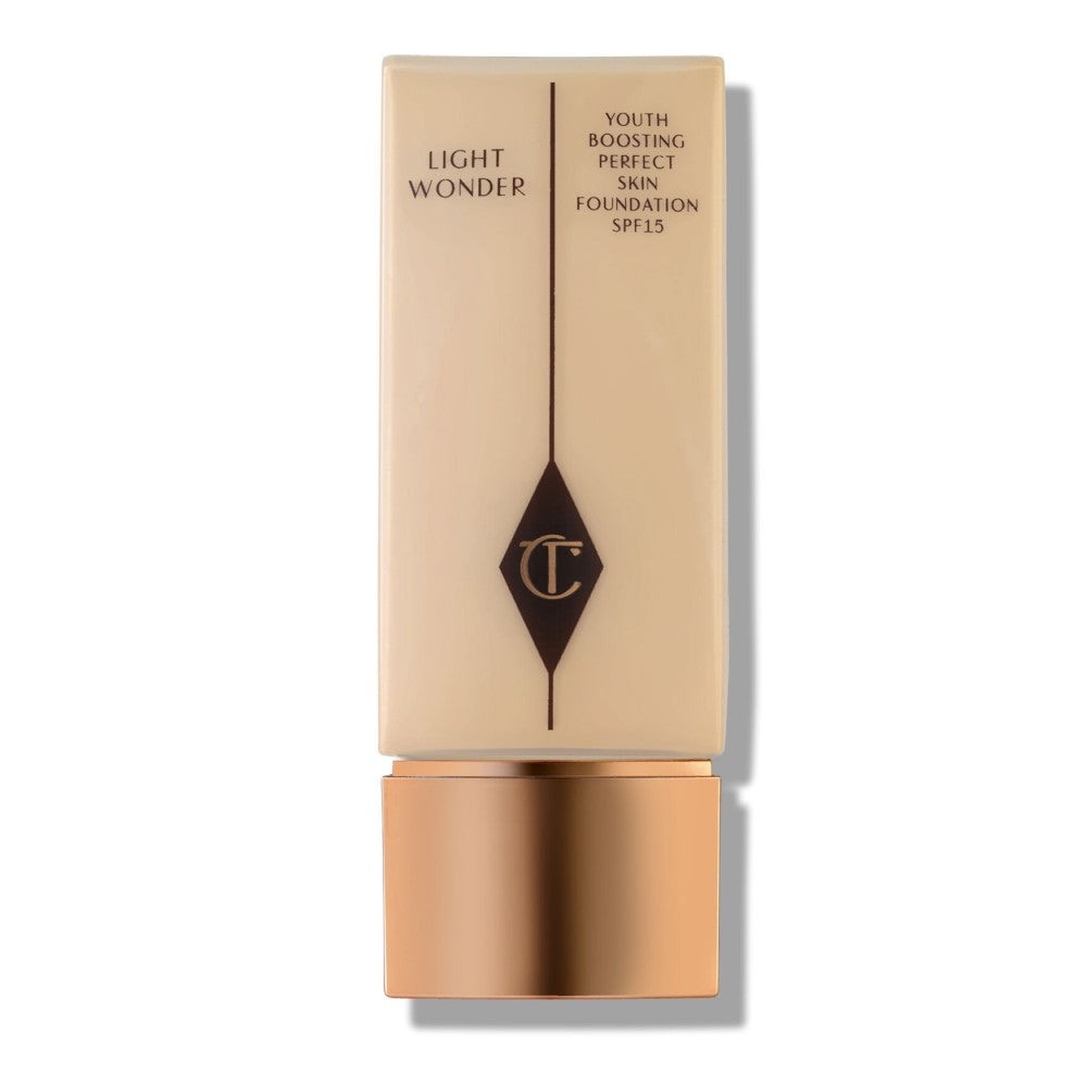 Charlotte Tilbury Light Wonder Your Light Dream Skin Foundation Sunscreen Broad Spectrum Spf 15 4 Fair 40ml